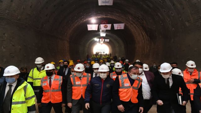 675 Milyon Liralık Yatırım Yapılan Tünelde Çalışmalar Devam Ediyor!