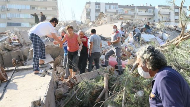 İzmir Depreminde Yıkılan Binalar İle İlgili Araştırma!