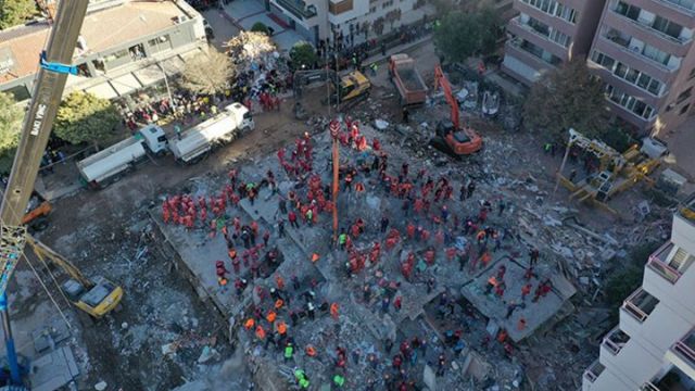 İzmir Depreminde Yıkılan Rıza Bey Apartmanı'nın Mimarı Tutuklandı!