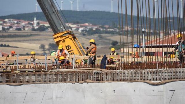 Sazlıdere Köprüsü'nün Temeli Atıldı!