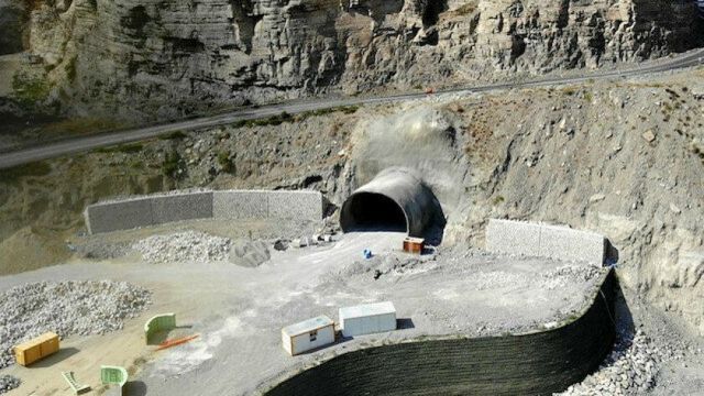 Pirinkayalar Tüneli’nde Işık Göründü!