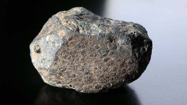 Van'da Bulunan Göktaşı Uluslararası Meteorit Veri Bülteni'ne İşlendi!