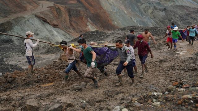 Myanmar'daki Madende Heyelan!