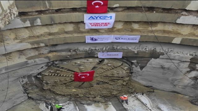 İstanbul Bakırköy - Kirazlı Metro Tünel Hattında Bir Kazı Çalışması Daha Başarıyla Tamamlandı