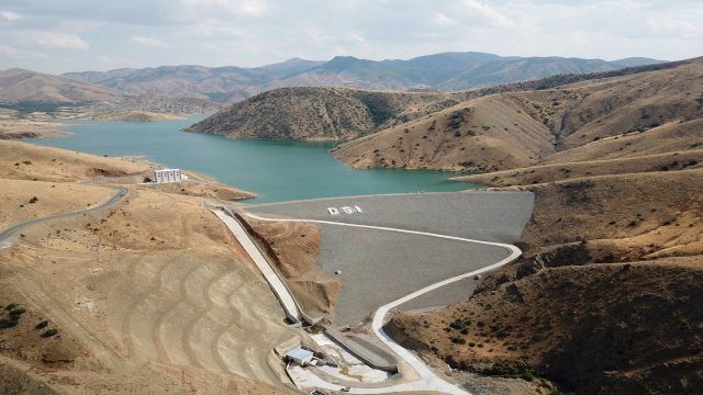 Elazığ’a 15 Baraj ve 3 Yeraltı Depolaması Kazandırıldı