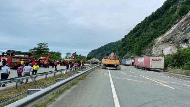 Artvin'de Aynı Bölgede Üç Ay İçinde İkinci Heyelan!