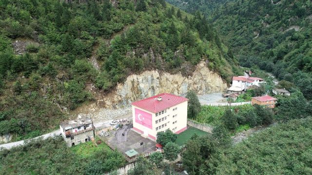 Trabzon’da Yaşanan Heyelan Öğrencilerin Okul Değiştirmesine Neden Oldu