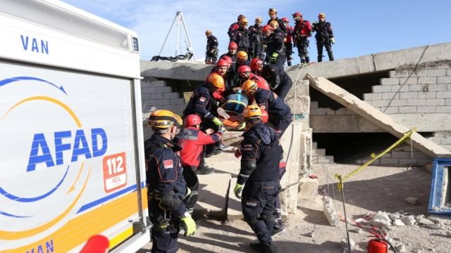 81 İlde Deprem Tatbikatı