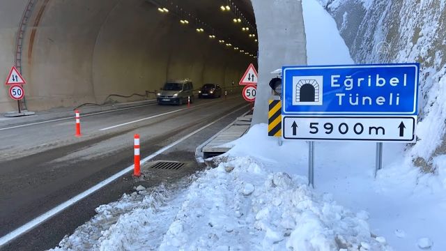 Eğribel Tünelinin Tek Tüpü Geçici Olarak Ulaşıma Açılıyor